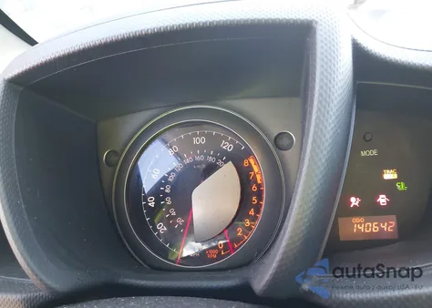 2012 Scion Xd Base (A4) z USA, uszkodzony, nr VIN JTKKU4B47C1017387